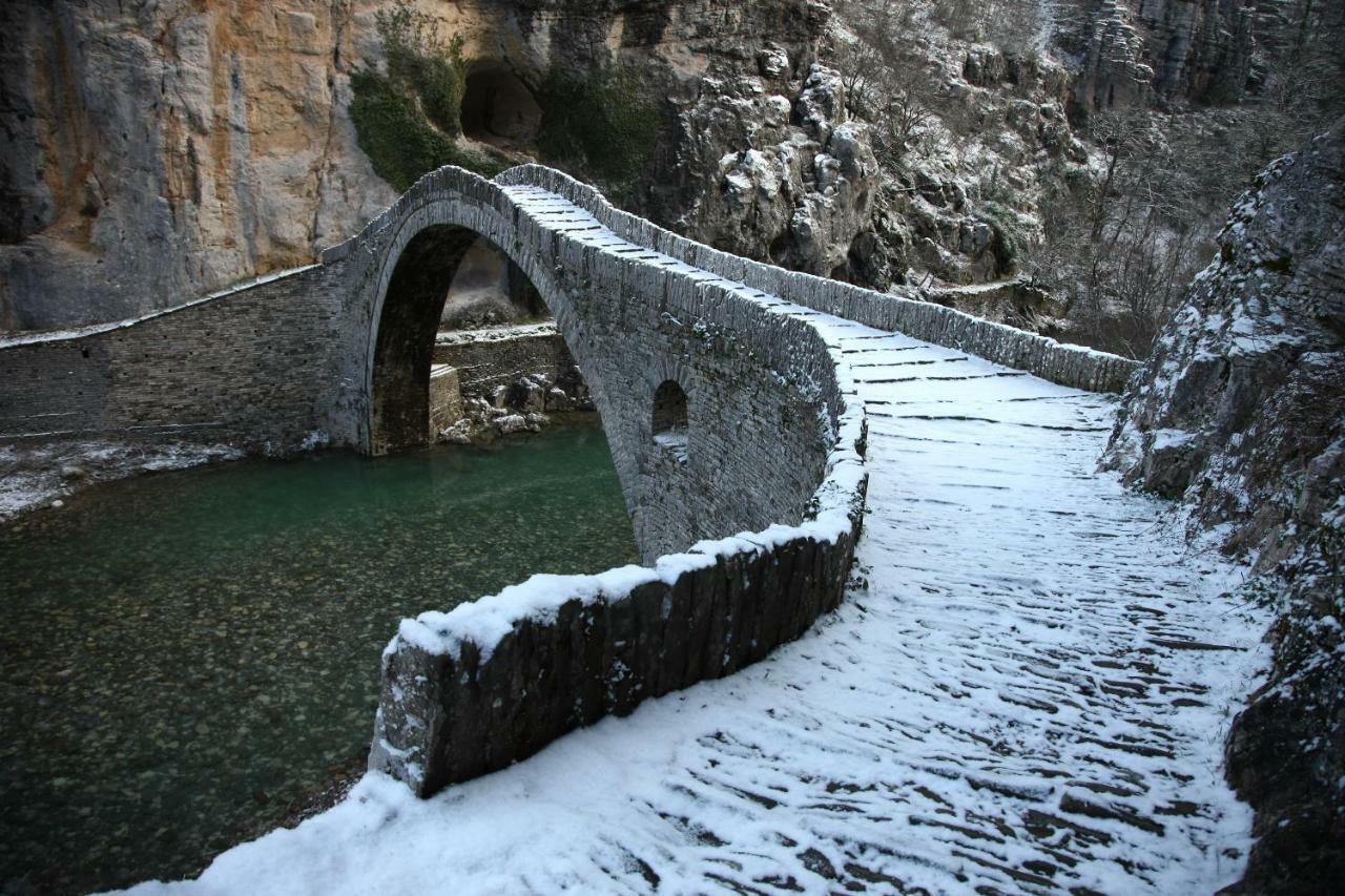 Amanitis Stone House Guest House Kipoi Exterior photo